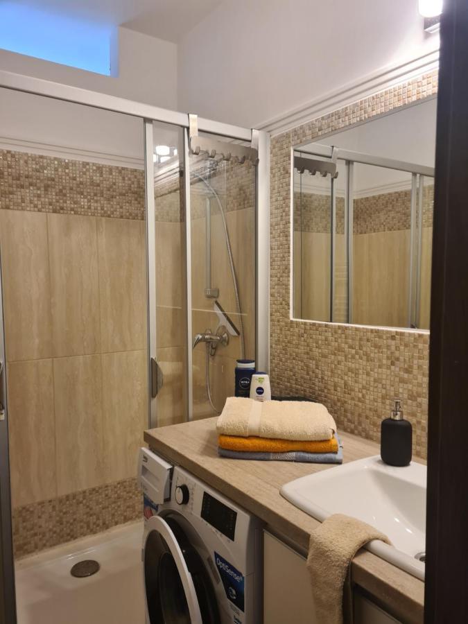 Apartman Valentin Apartment Komarno Bagian luar foto